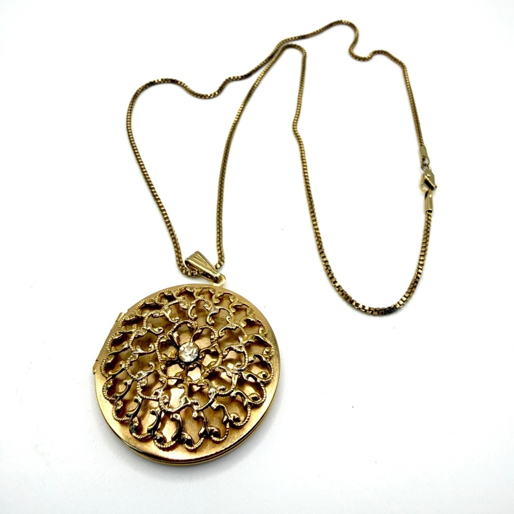 Vintage Gold Tone Filigree Locket Pendant Necklace w/ Rhinestone Center 24"